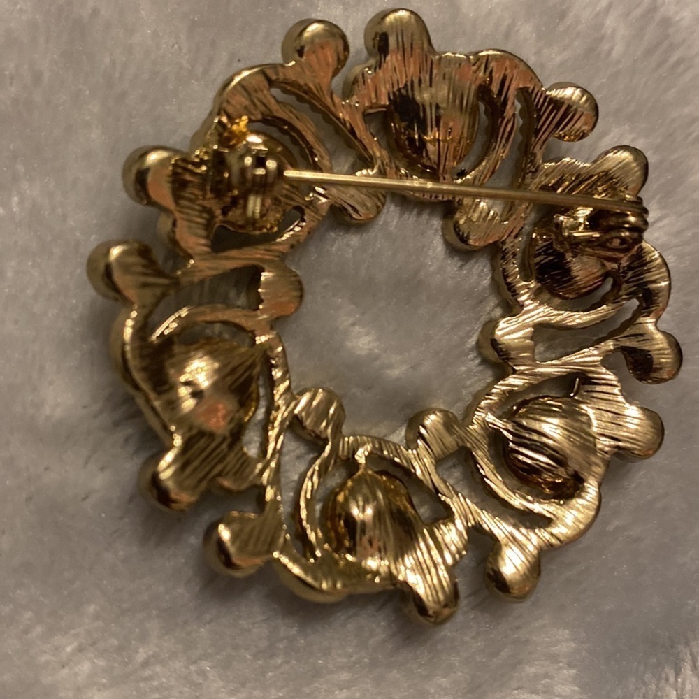 Round brooch - Picture 3 of 4